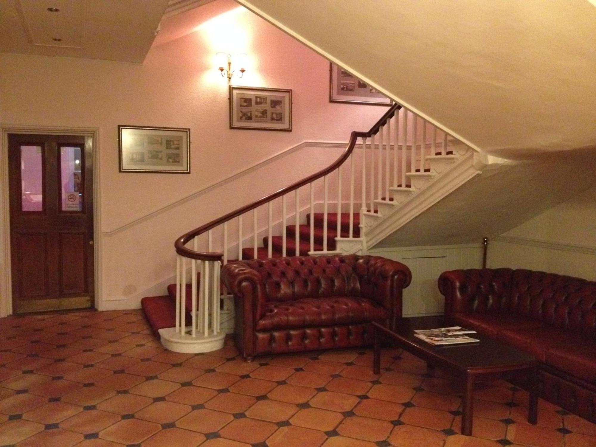 The Royal Victoria & Bull Hotel Rochester (Kent) Exterior foto