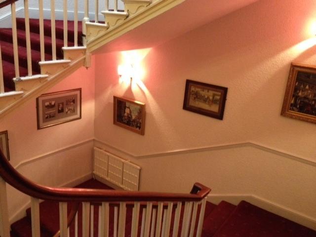 The Royal Victoria & Bull Hotel Rochester (Kent) Exterior foto